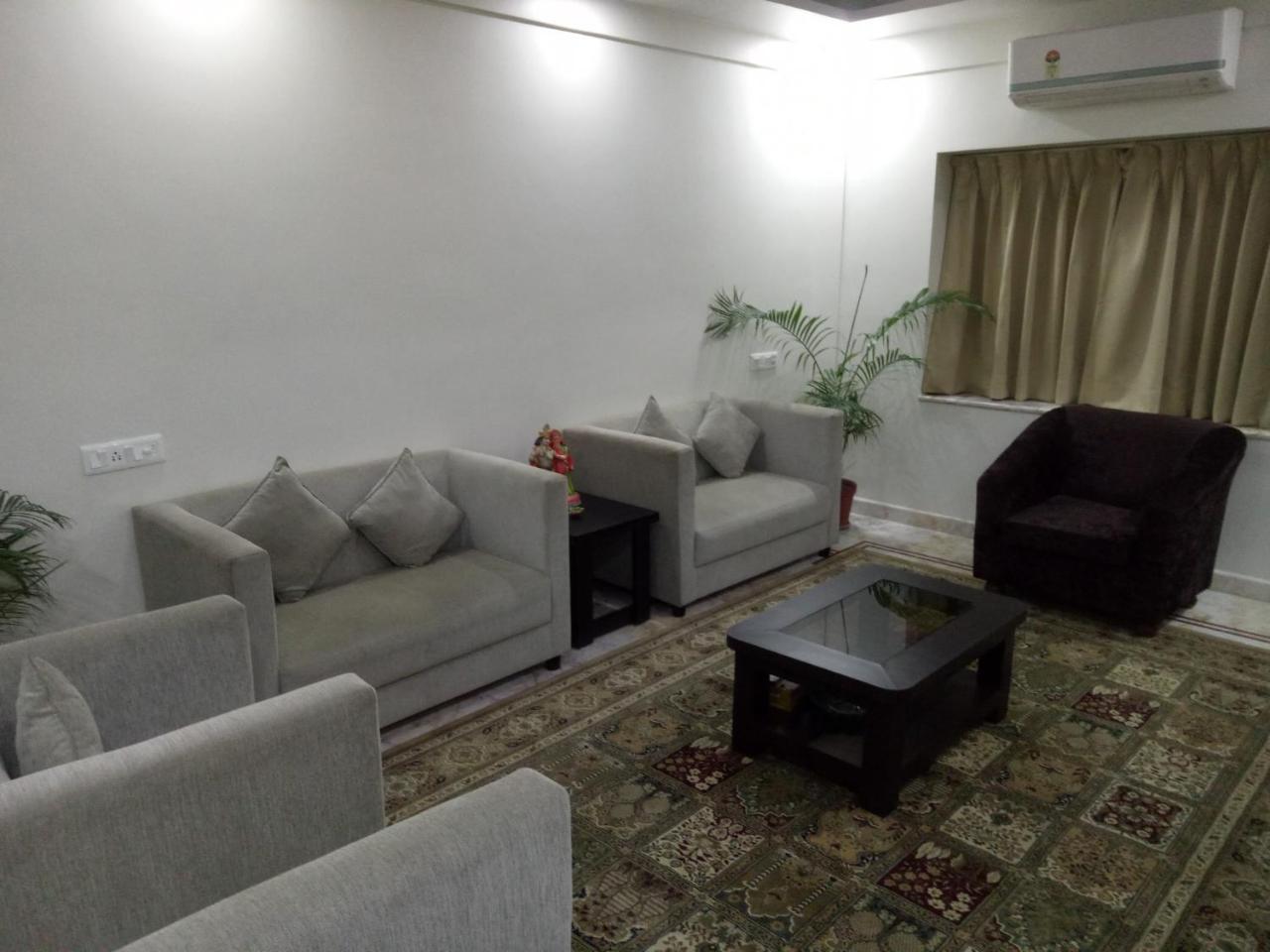Singh Villa Calcutta Buitenkant foto